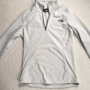 North face pullover
